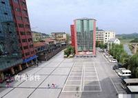 學生蹲校門口喝奶引出校長涉黑案 現已全部采取刑事強制措施