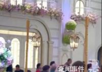 婚禮上伴郎與大叔斗舞場面亮了 雙方都非常賣力