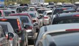 男子遇堵車高速入口5分鐘放行1輛 多地發布返程交通提示