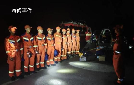 5名學(xué)生私自攀爬玉龍雪山被困 又有人游玩被困了