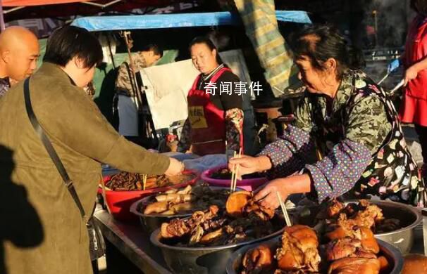 黑河早市攤拉起中俄雙語招牌 現象背后的原因和影響是什么
