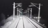 火車撞人致2死 記錄儀拍下現場