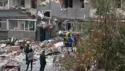 吉林一小區(qū)爆炸致1死16傷 周圍房屋窗戶被震碎