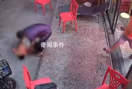 爸爸將娃舉過頂玩耍沒接住摔地上 目前正在等檢查結果