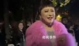 網(wǎng)友擔(dān)心向佐偶遇山寨版向太 上海萬(wàn)圣節(jié)明星cos大聚集