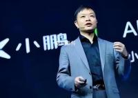 何小鵬喊話“不知道他急什么”