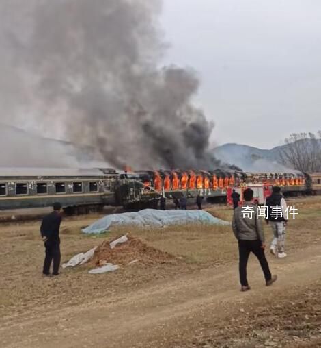 河南南陽一火車起火?多方回應