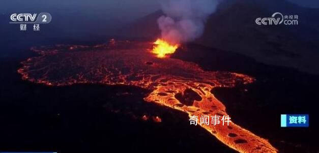 航拍冰島地面15公里長巨大裂縫 熔巖隨時(shí)可能涌出地面
