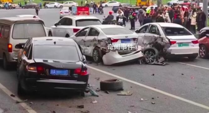 成都警方通報特斯拉連撞11車事故