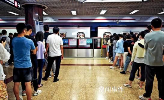 32個城市地鐵僅有5城盈利 地鐵那么擠為什么還虧錢