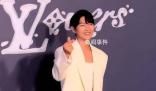 宋仲基LV大秀新造型突破 引發了網友們的熱議