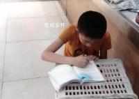 媽媽讓2天補(bǔ)齊3周作業(yè)男孩大哭報警