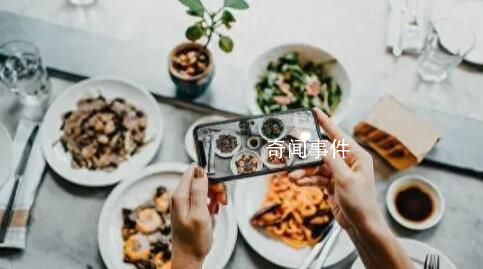 年輕人報復性擠爆“3.5分飯店” 引起網友熱議