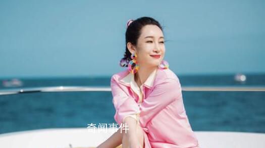 秦海璐分享旅行必備三件套 妥妥的大女主系列