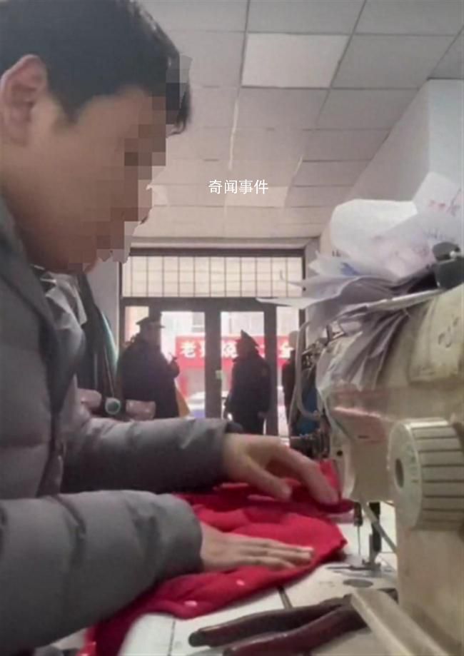 城管執法不讓商戶擺放廣告牌被罵