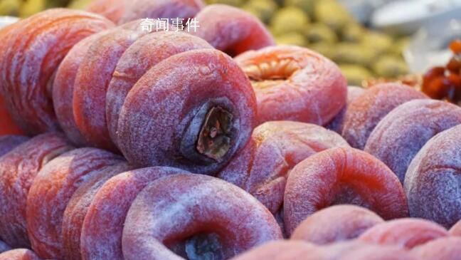 連吃10個柿餅男子差點腸穿孔 