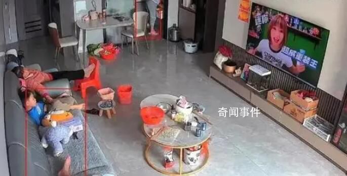 女子做飯高壓鍋爆炸 家人反應不一
